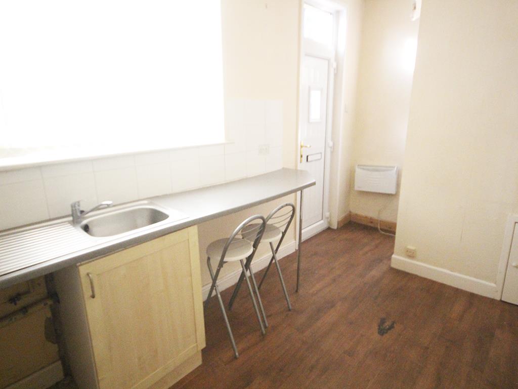 2 bedroom end terrace house SSTC in Colne - IMG_0077.jpg